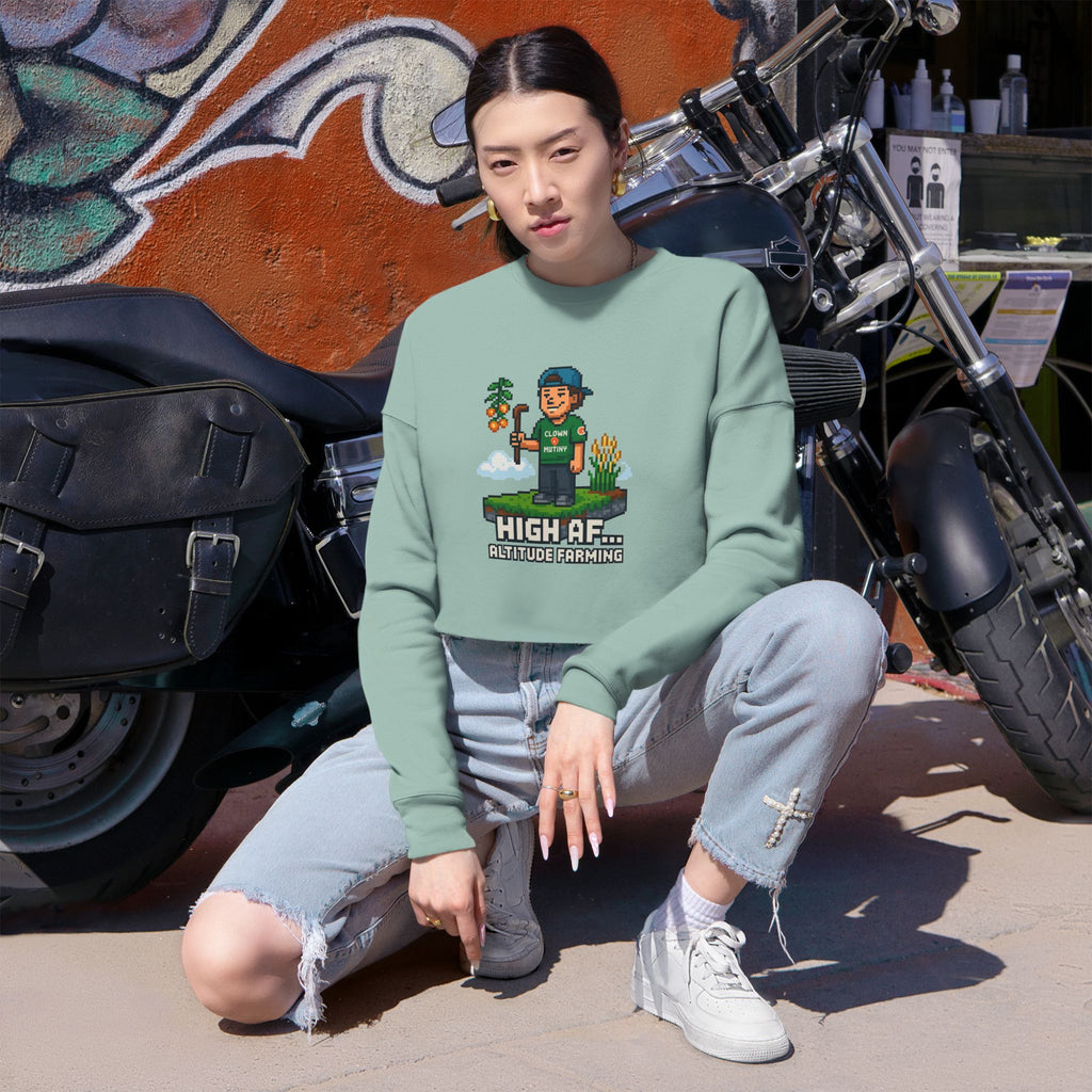 High AF Altitude Farming Women's Cropped Sweatshirt - Trendy Casual Wear for Eco-Conscious Lifestyle