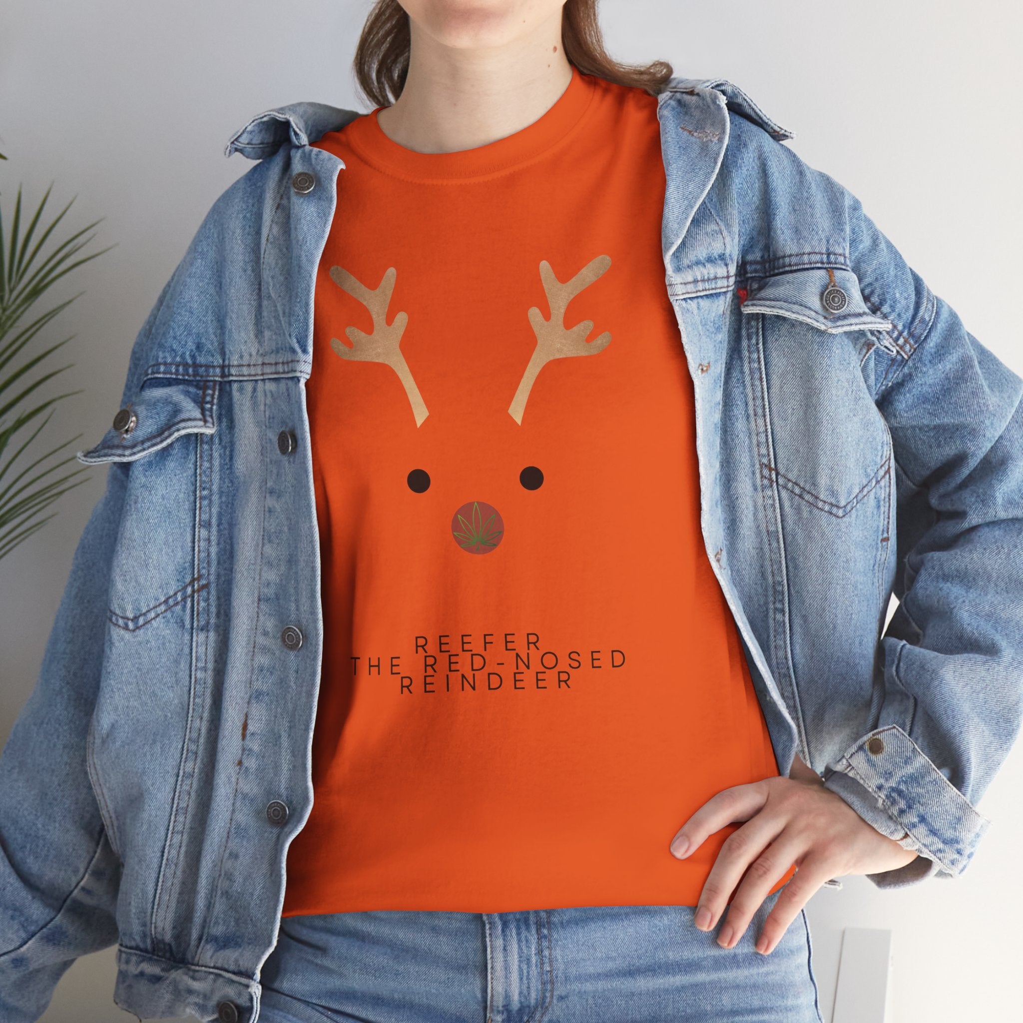 Reindeer Unisex Heavy Cotton Tee